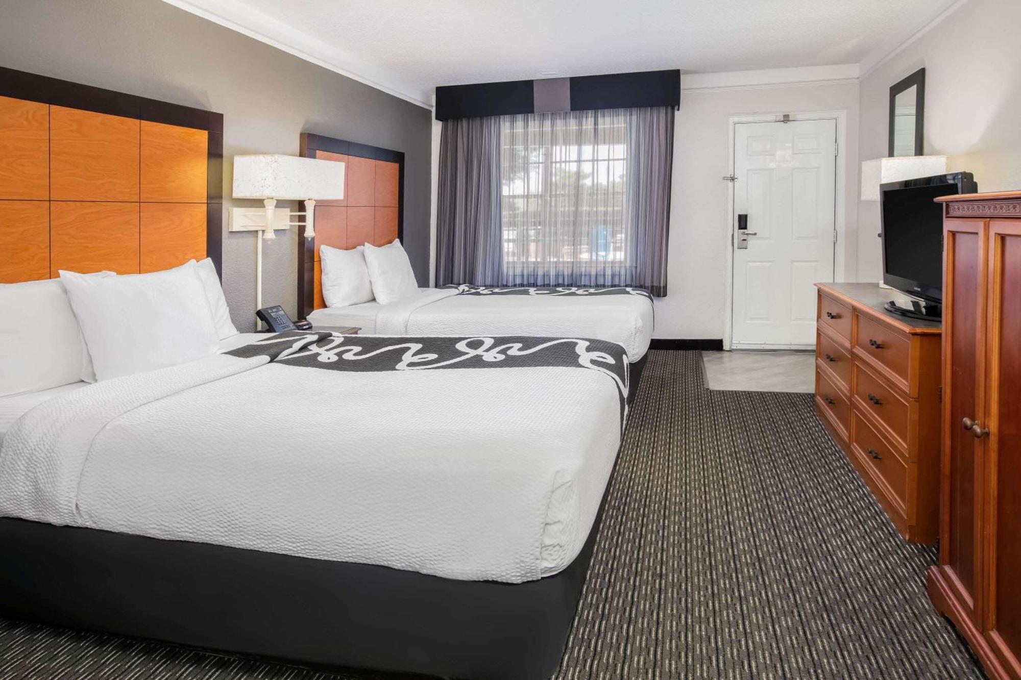 La Quinta Inn By Wyndham Dallas Uptown Номер фото